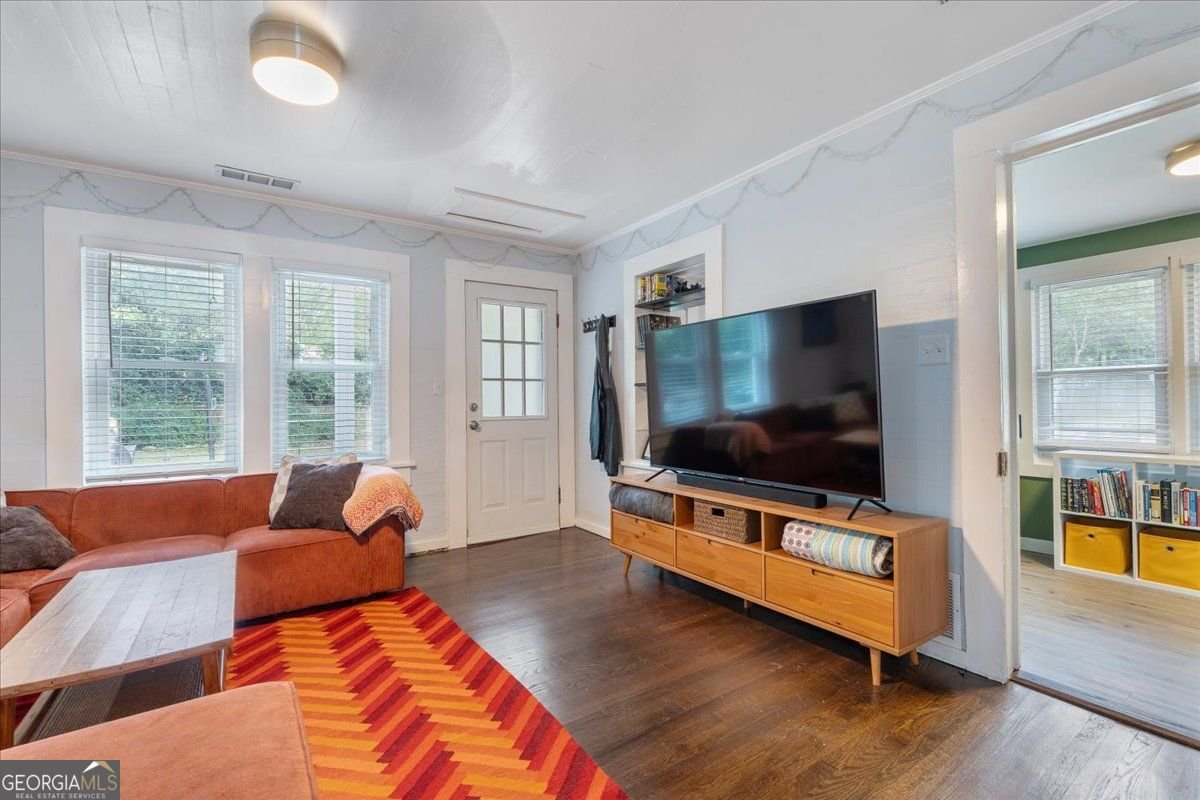 1540 PINE Marietta - 10