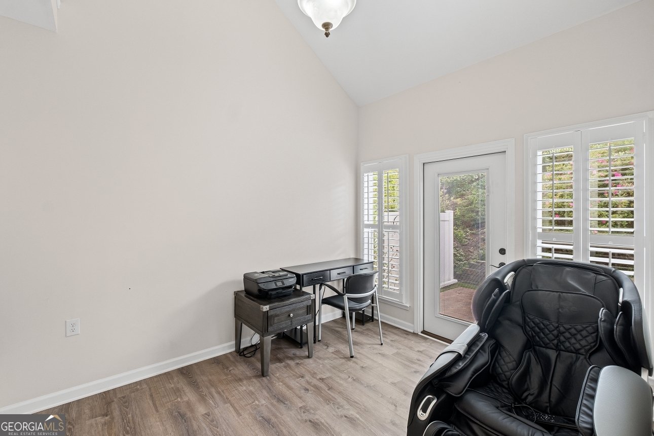 328 Lauren Lane Woodstock - 16