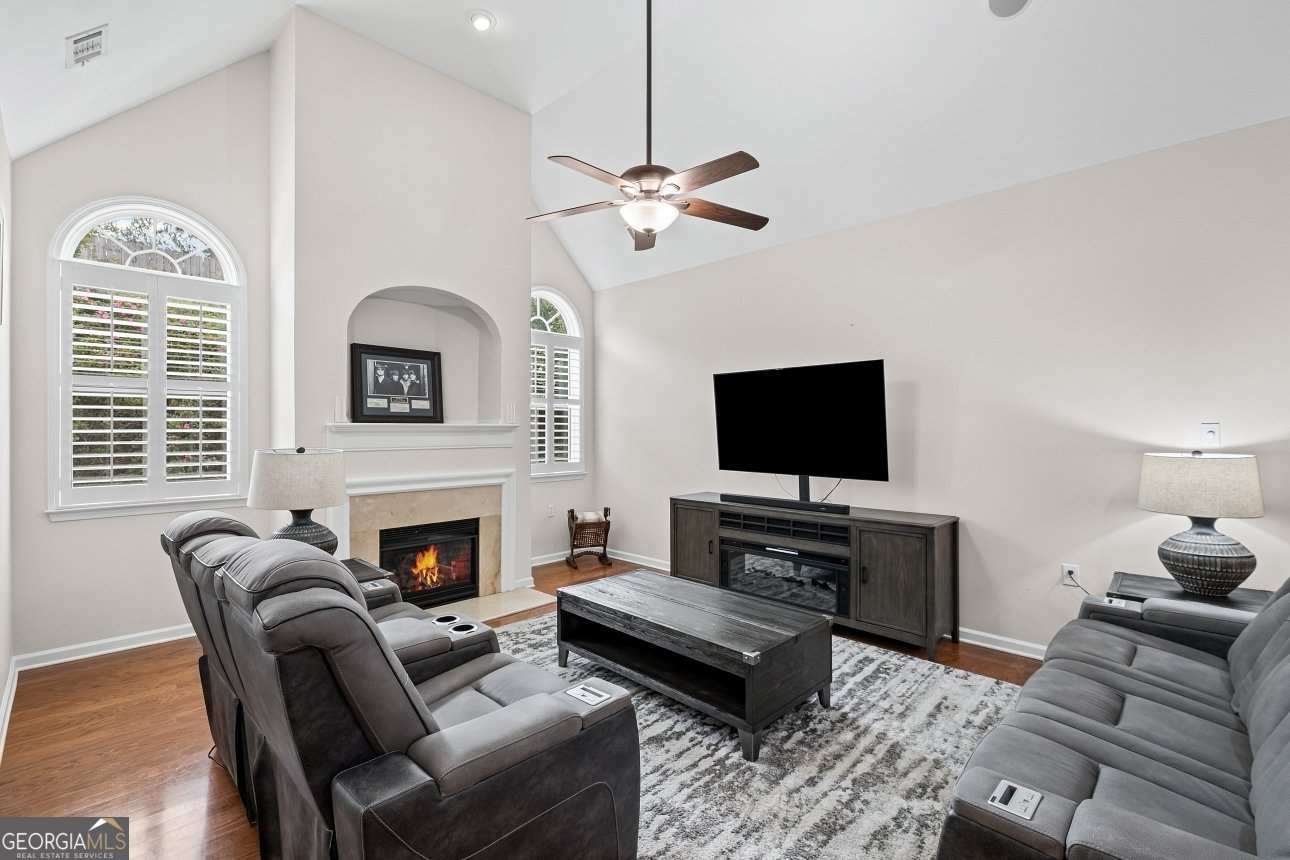 328 Lauren Lane Woodstock - 7