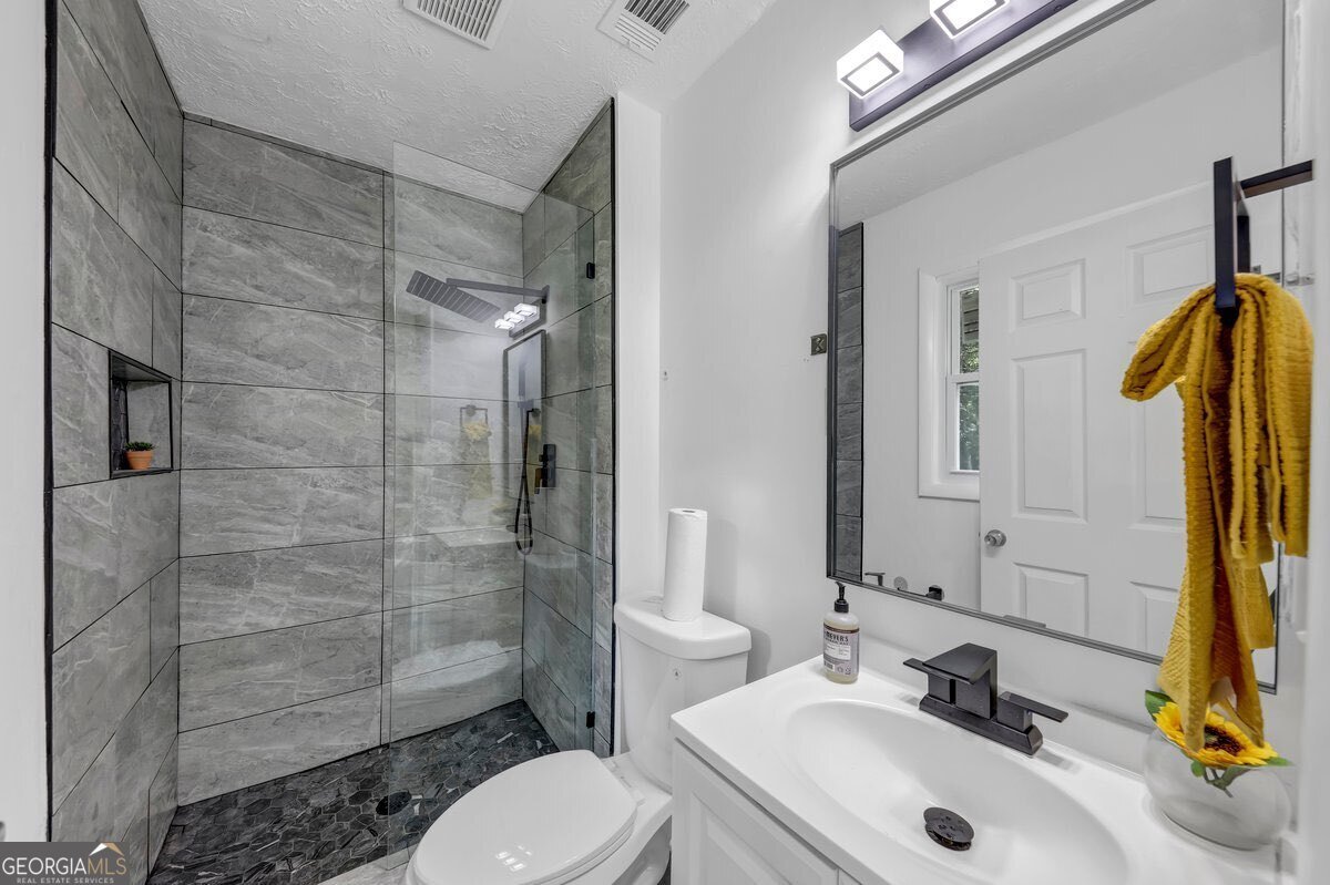 3042 Cottonwood Drive Atlanta - 16