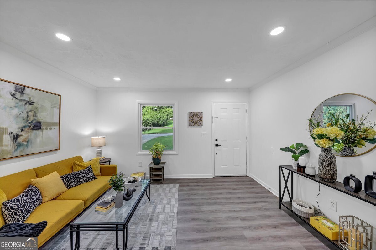 3042 Cottonwood Drive Atlanta - 4