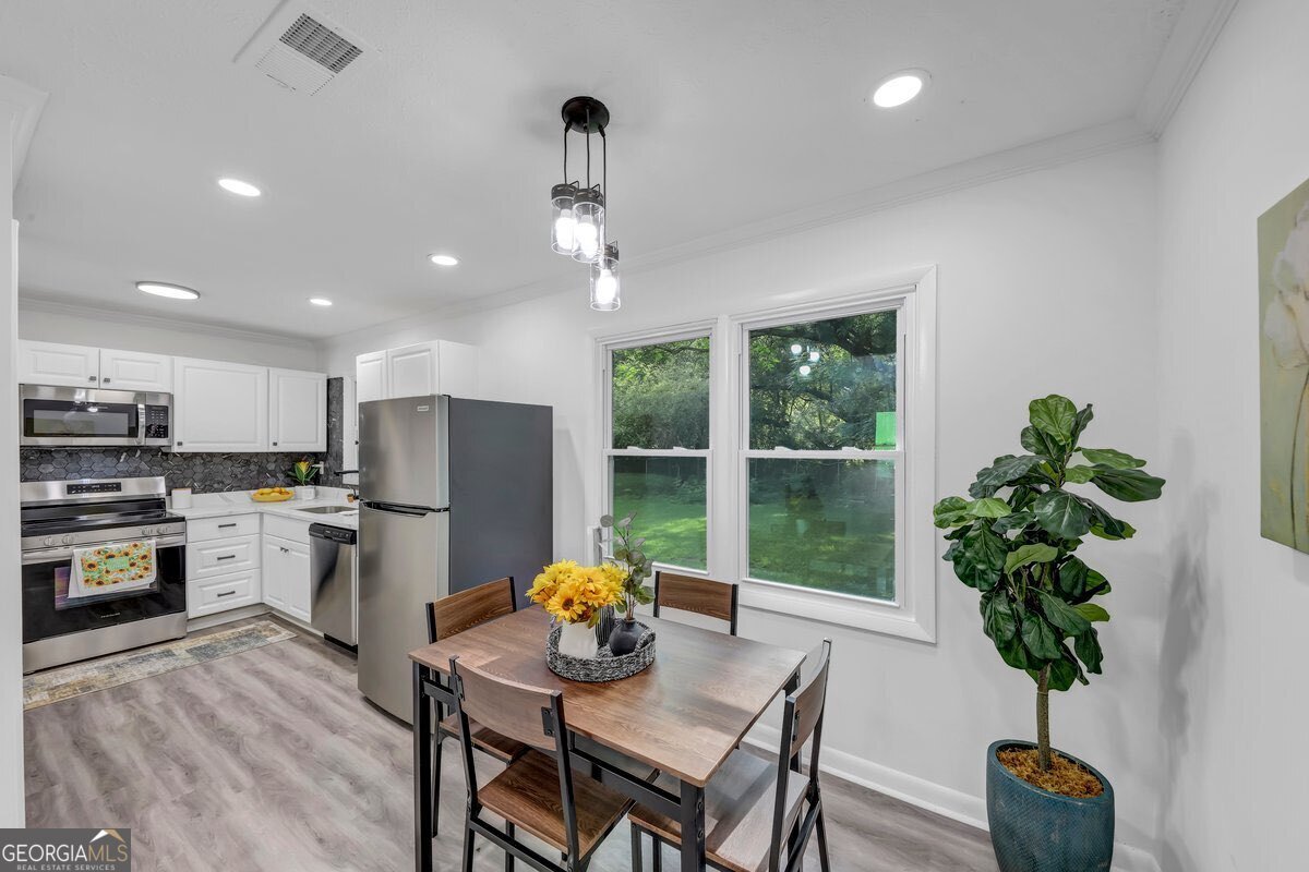 3042 Cottonwood Drive Atlanta - 6