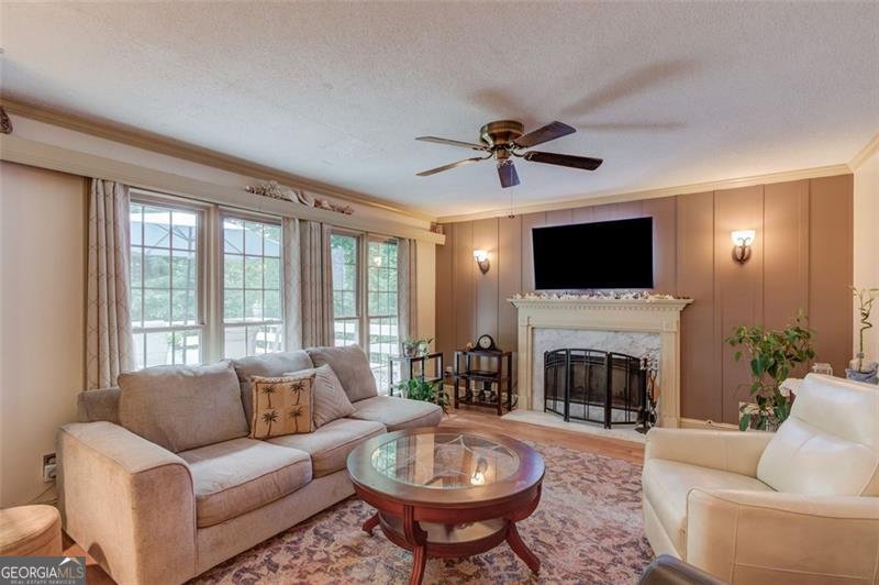 4840 PARKVIEW MINE Sugar Hill - 11