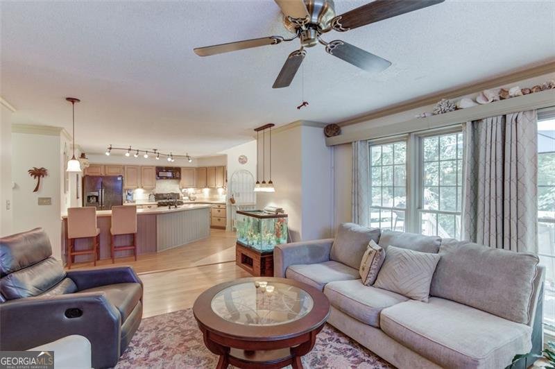 4840 PARKVIEW MINE Sugar Hill - 13