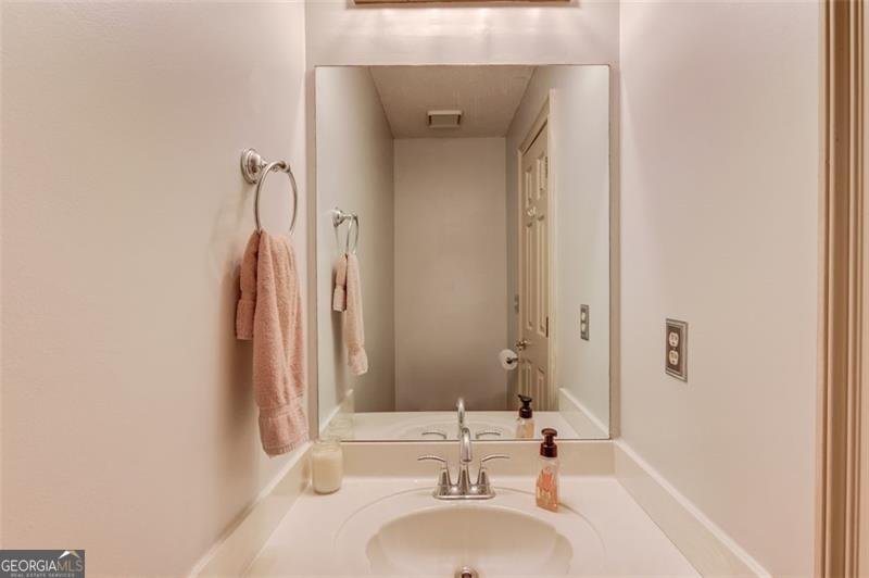 4840 PARKVIEW MINE Sugar Hill - 21