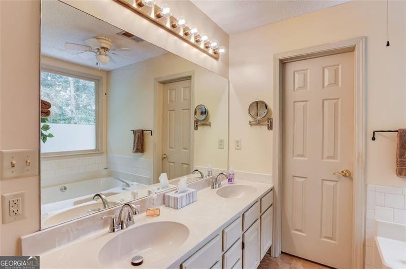 4840 PARKVIEW MINE Sugar Hill - 27