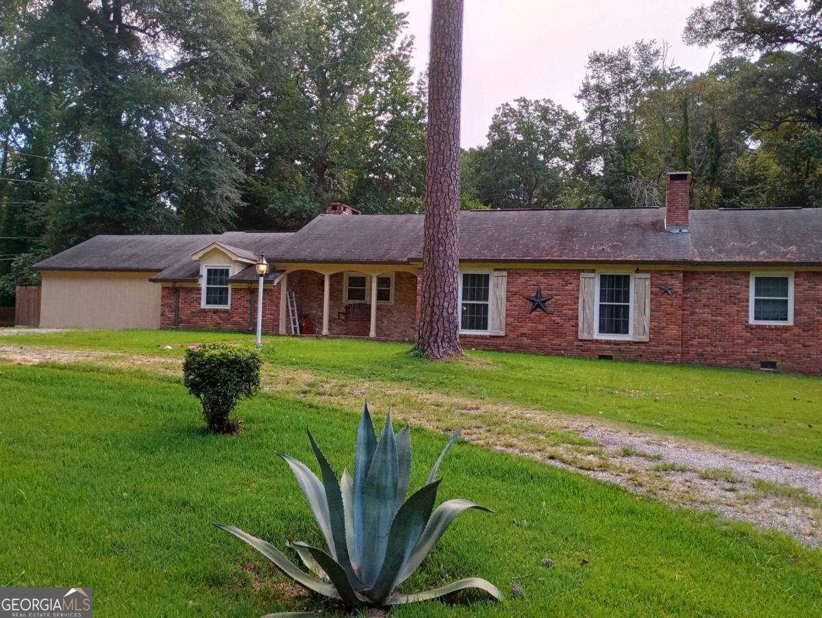 636 Dogwood Drive Columbus - 1