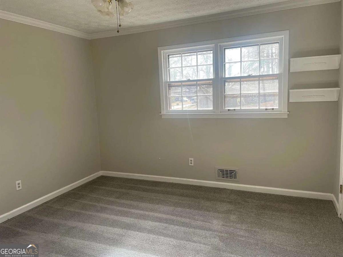 86 Earle Court Lawrenceville - 6
