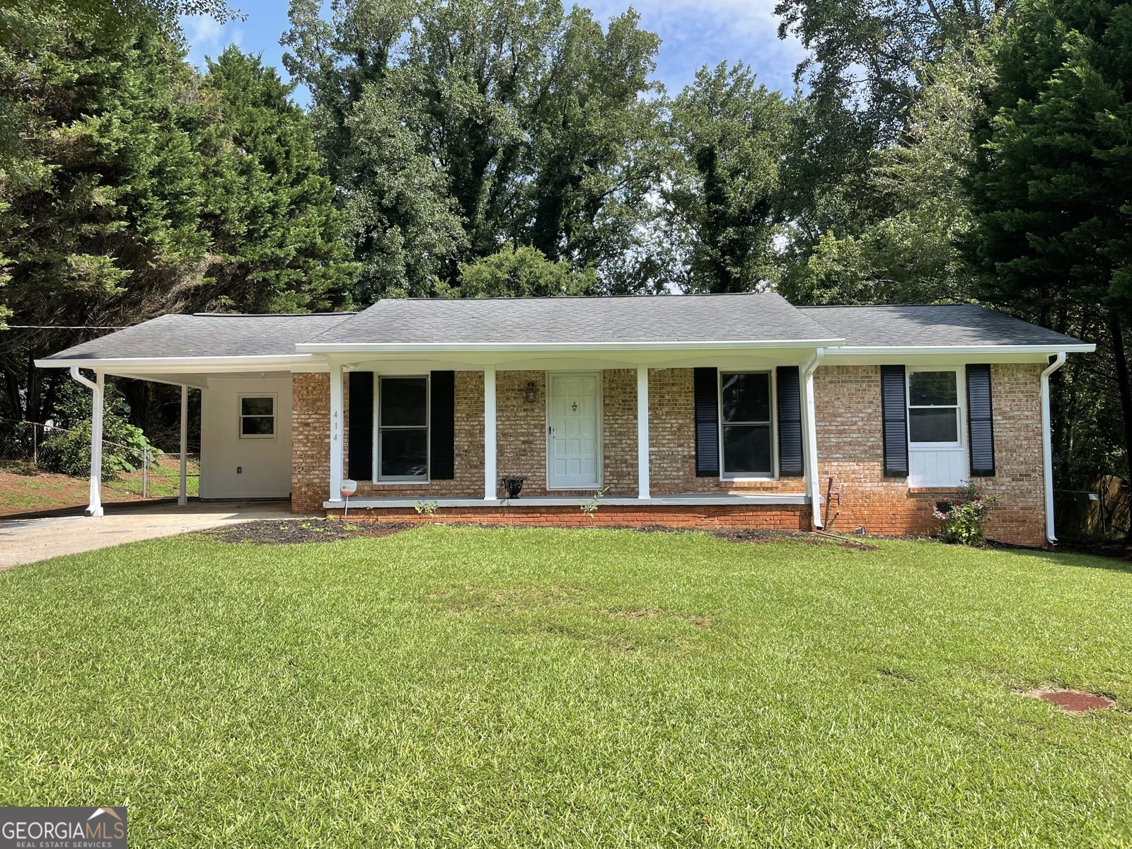 414 Landers Drive Mableton - 1