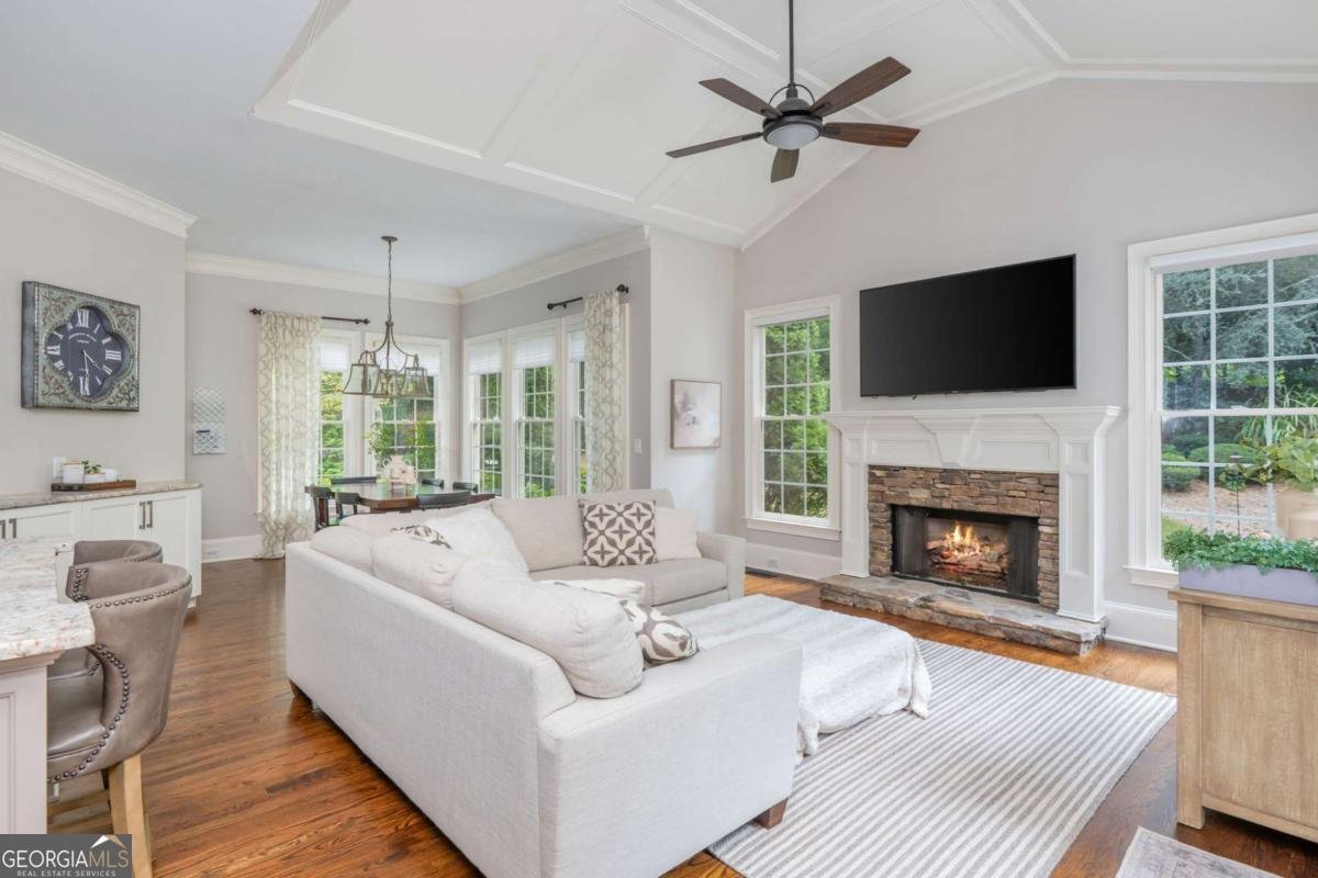 1490 Rolling Links Drive Milton - 9