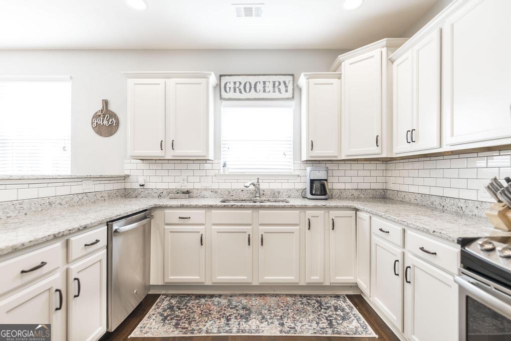308 Rippling Water Way Perry - 14