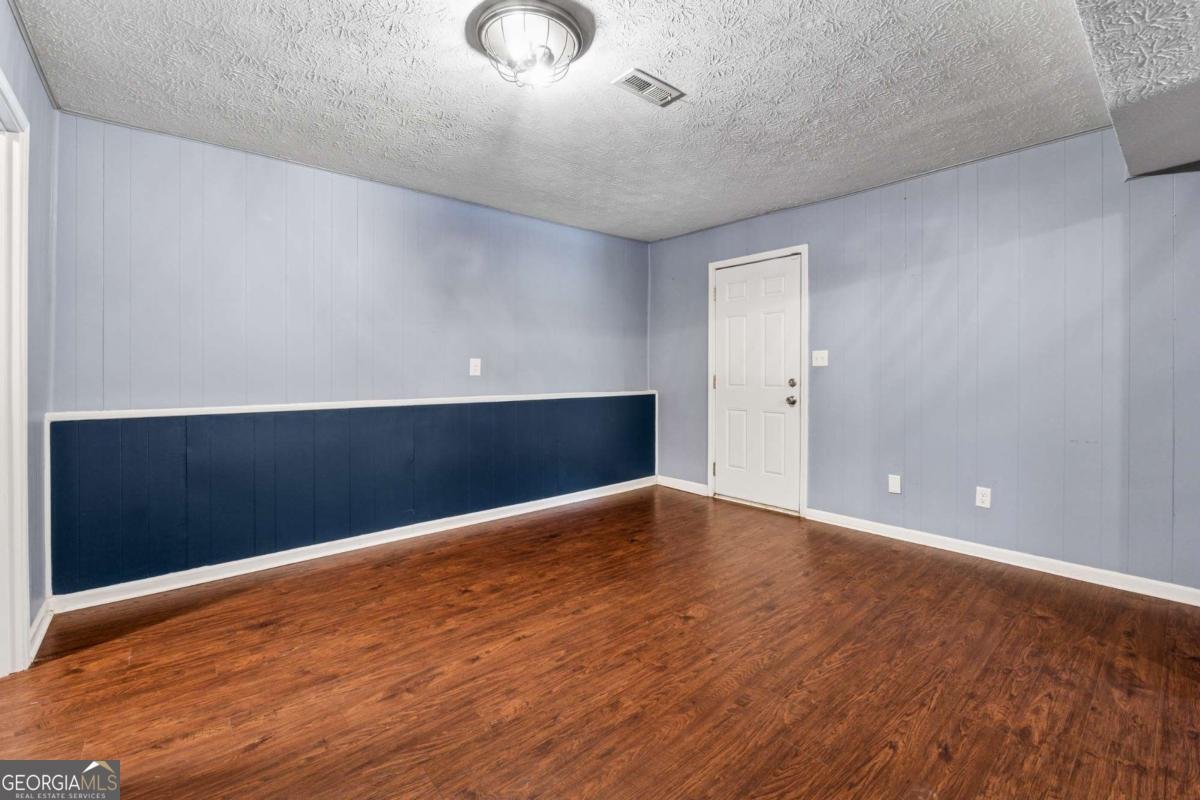 3044 Fireside Drive Snellville - 1