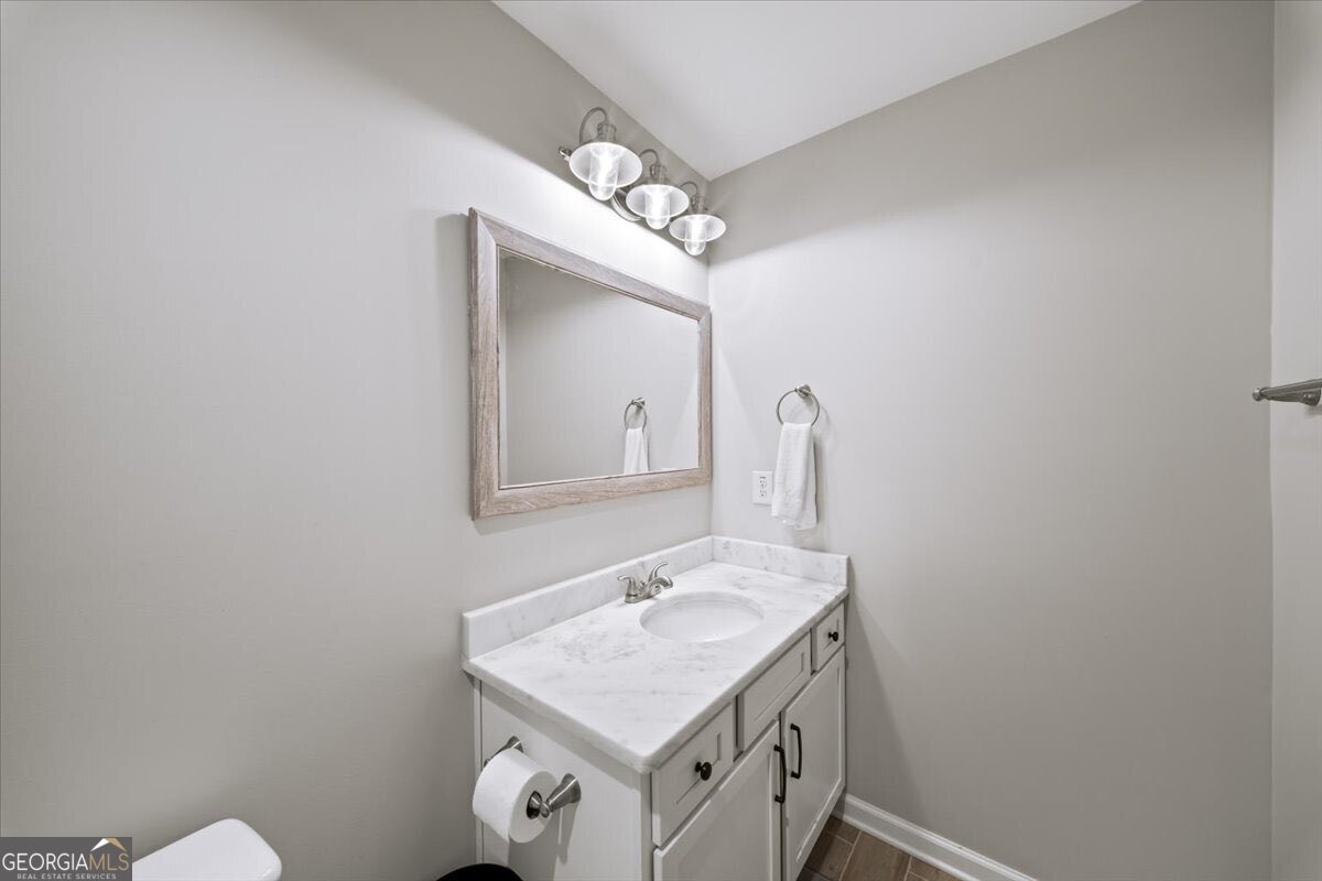 941 Mclinden Avenue Smyrna - 24
