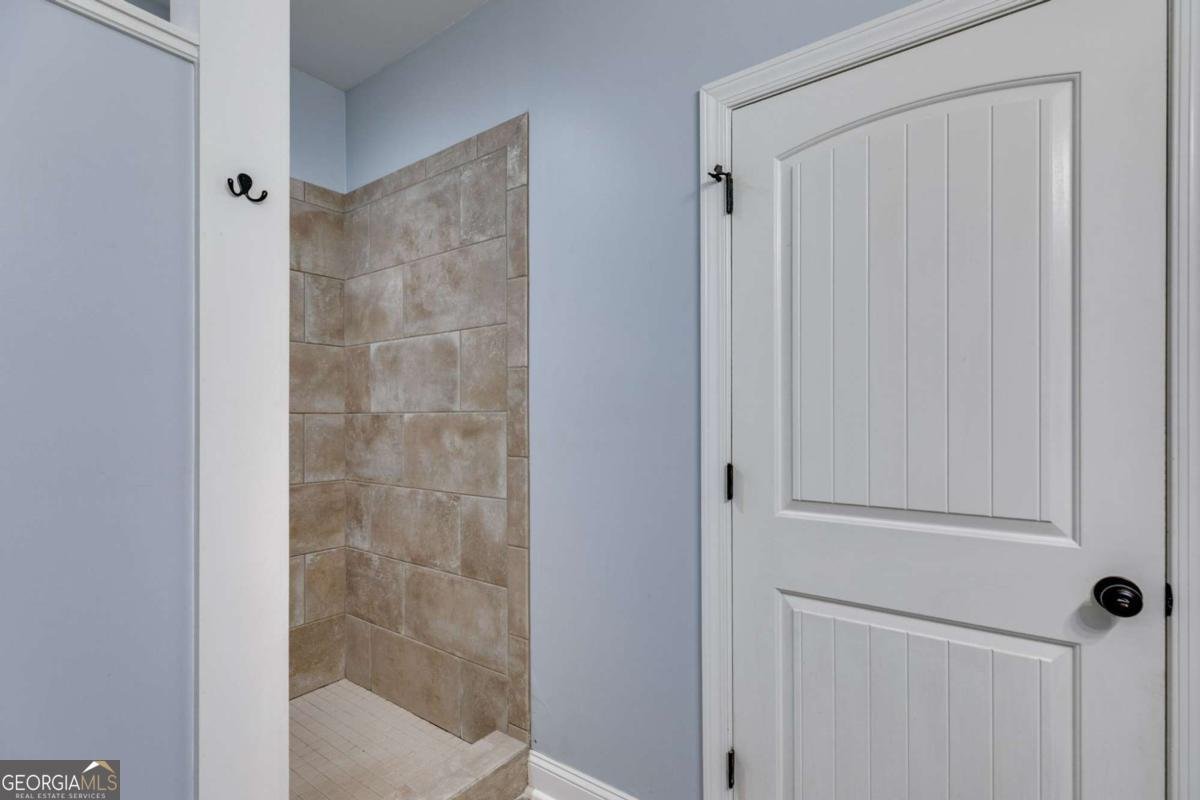 1311 Little Vine Road Temple - 31