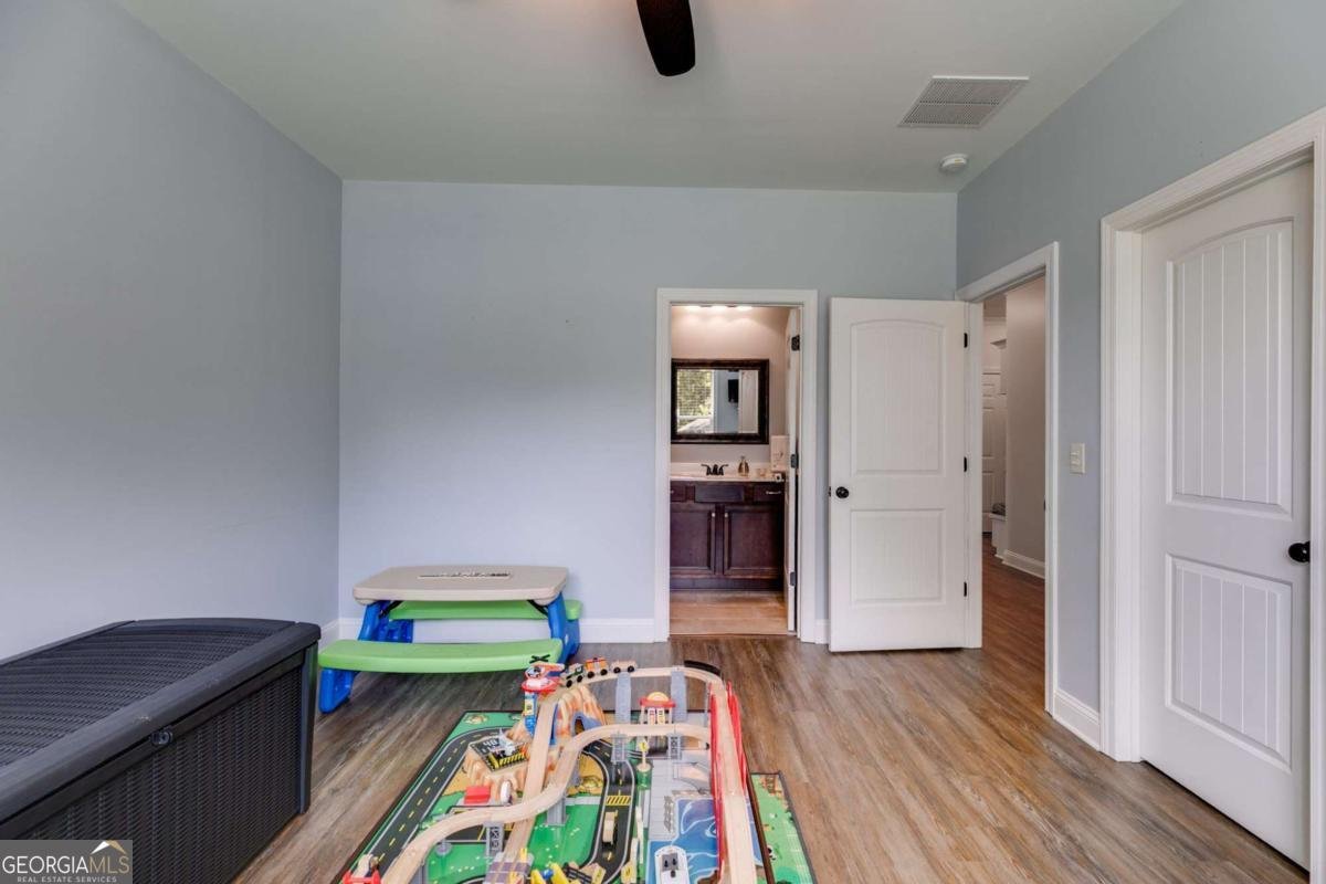 1311 Little Vine Road Temple - 33