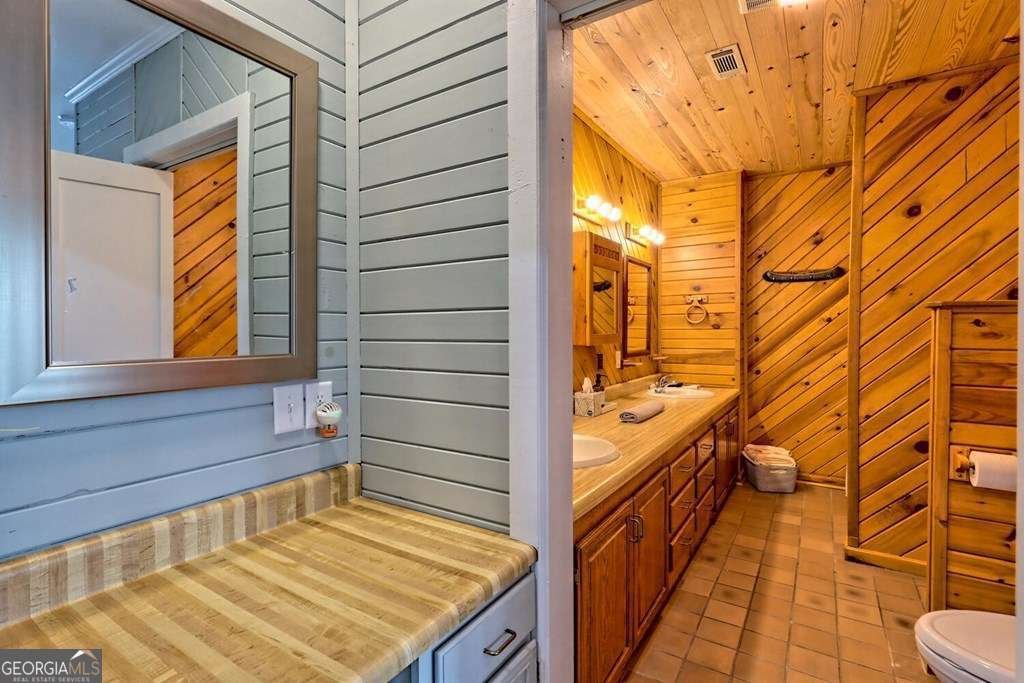 1243 Forest Drive Blairsville - 40