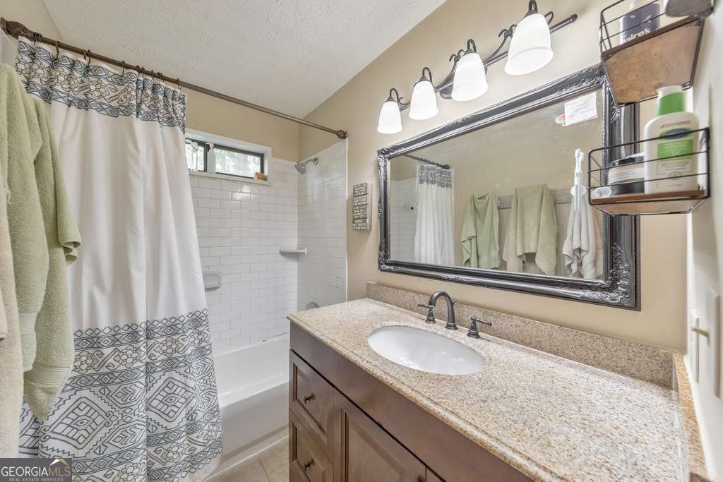5485 Brookstone Drive Acworth - 39