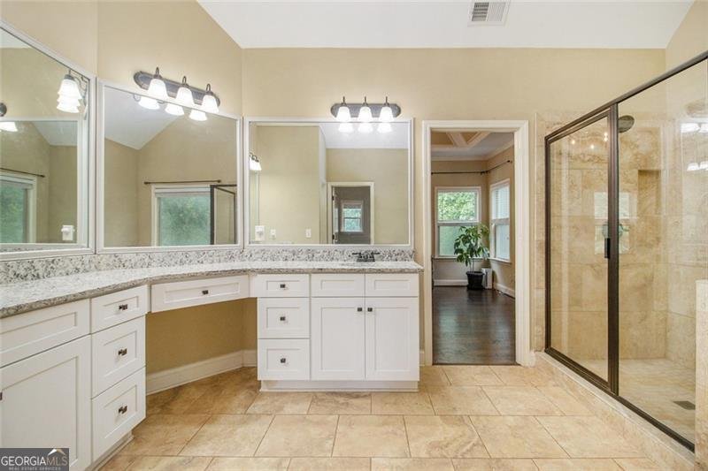 27 Rose Brooke Circle White - 30
