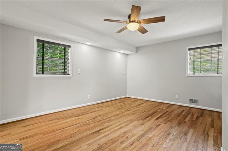 110 Suburban Drive Kennesaw - 25
