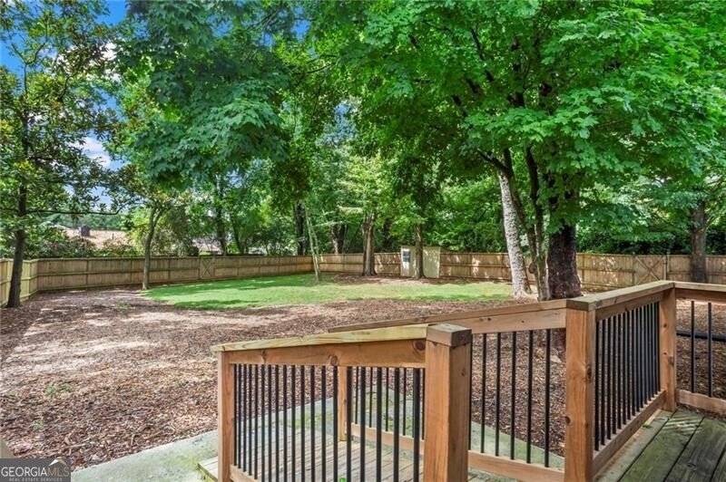 110 Suburban Drive Kennesaw - 33
