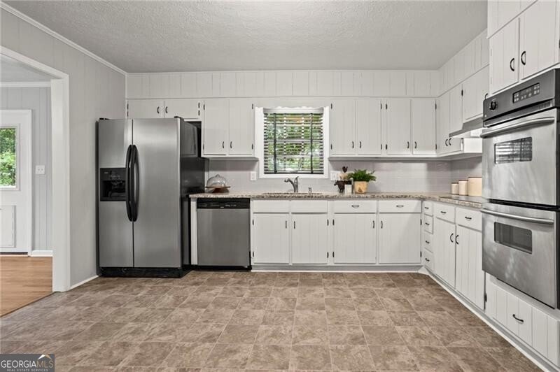 110 Suburban Drive Kennesaw - 5