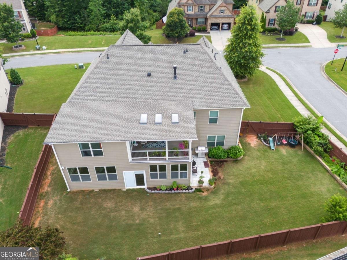 915 Elmsbrook Lane Alpharetta - 2