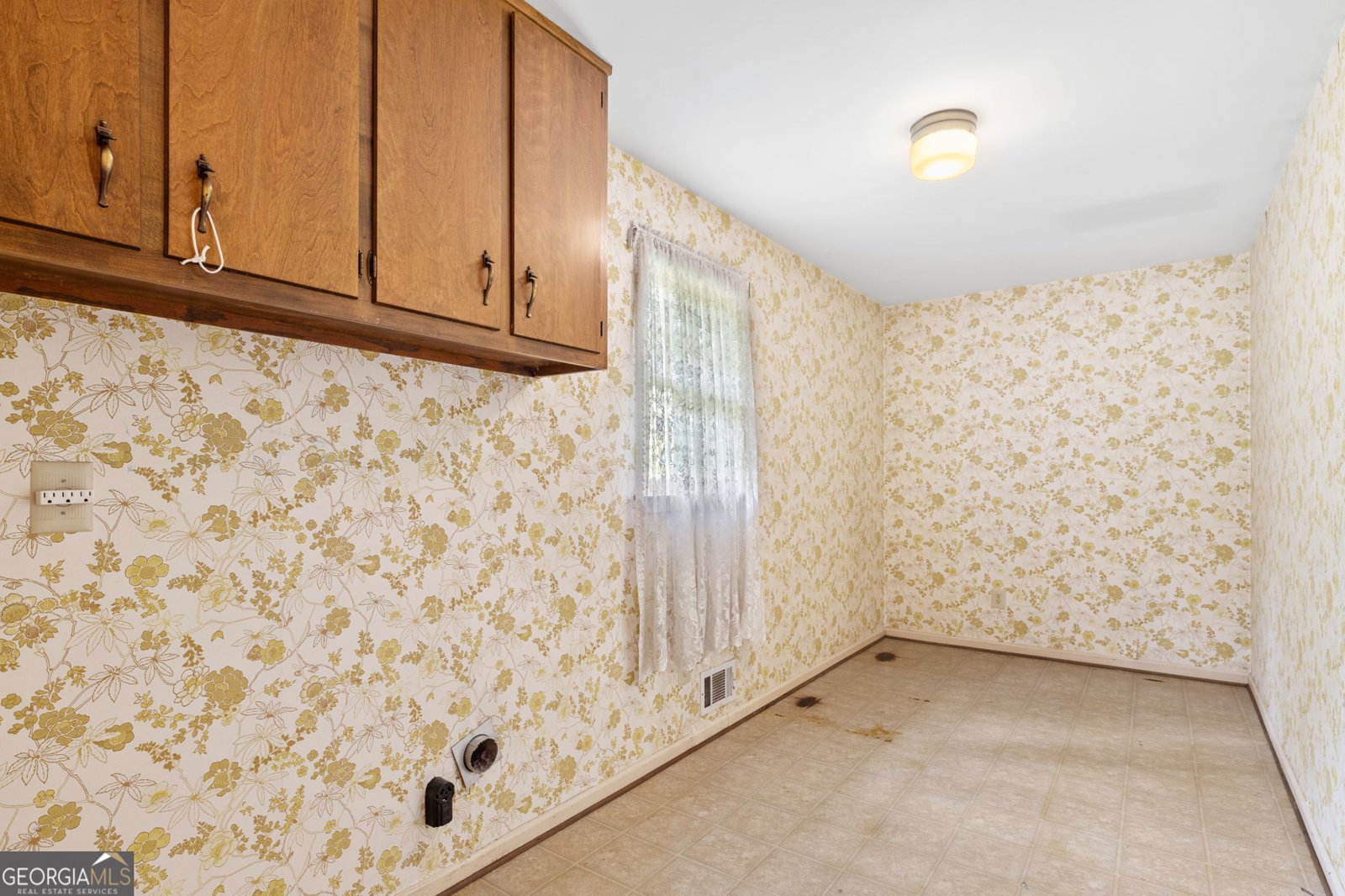 3929 Cotswold Drive Lilburn - 10