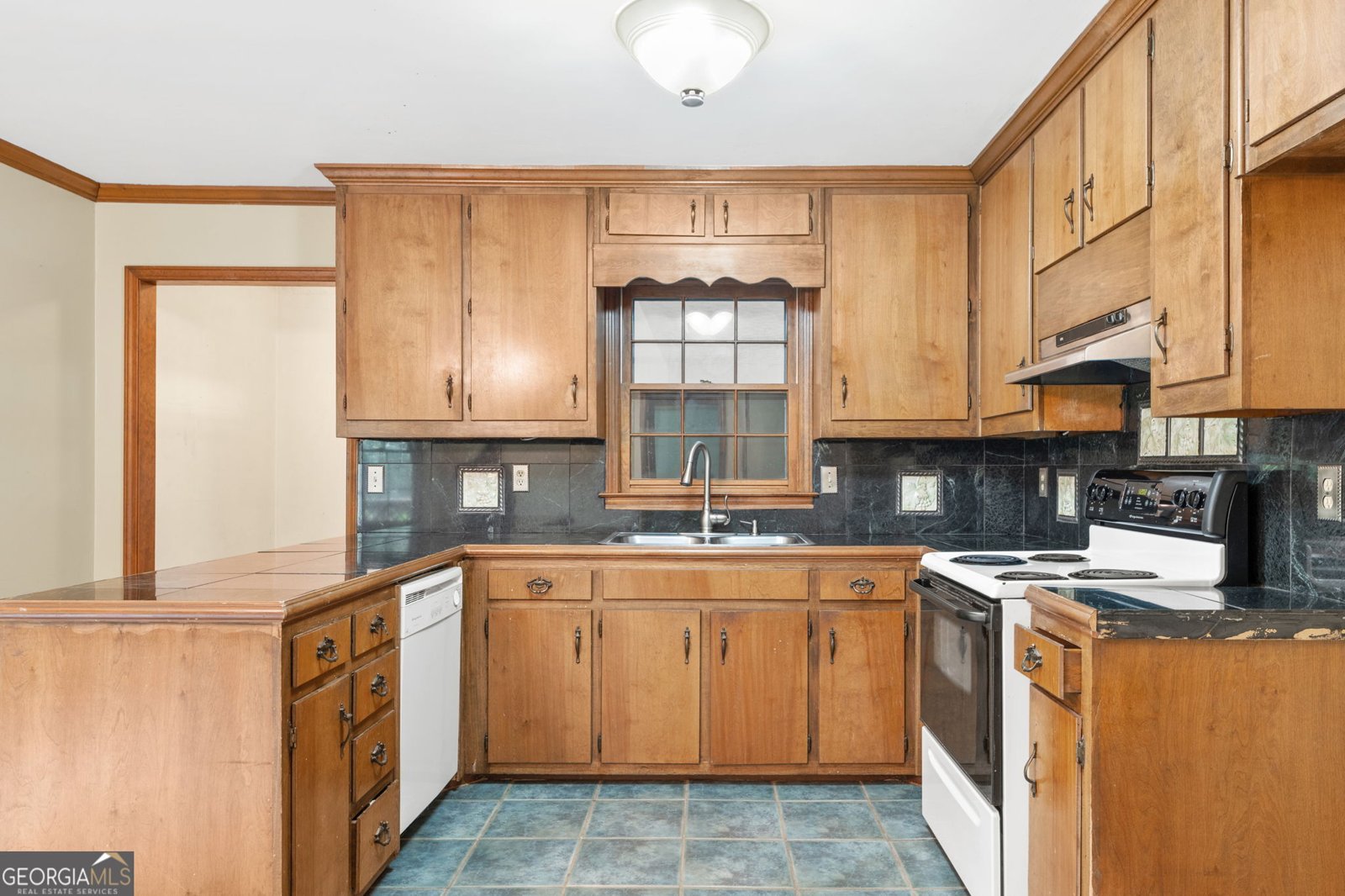3929 Cotswold Drive Lilburn - 8