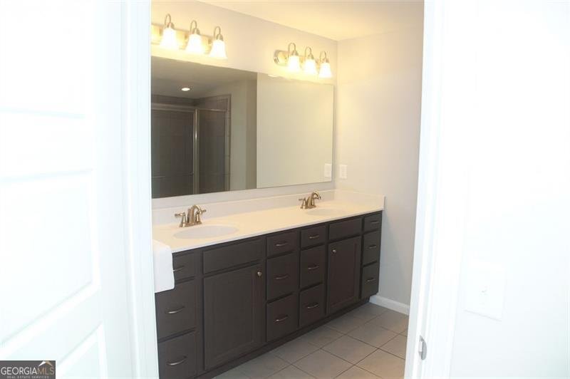 824 COMMERCE Canton - 15