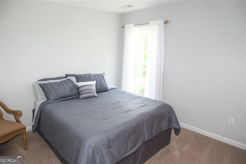 824 COMMERCE Canton - 19