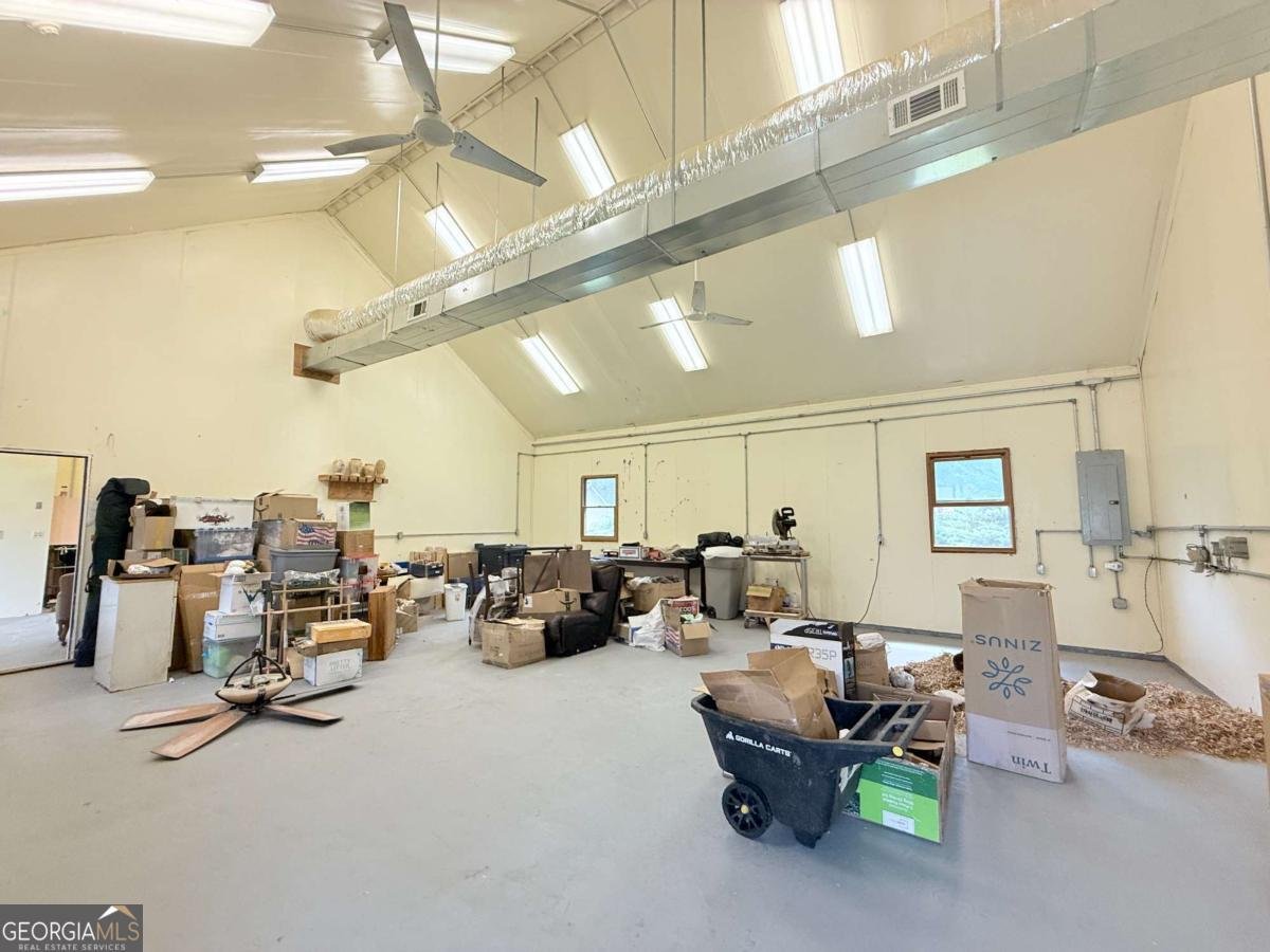 2415 Elko Road Elko - 49