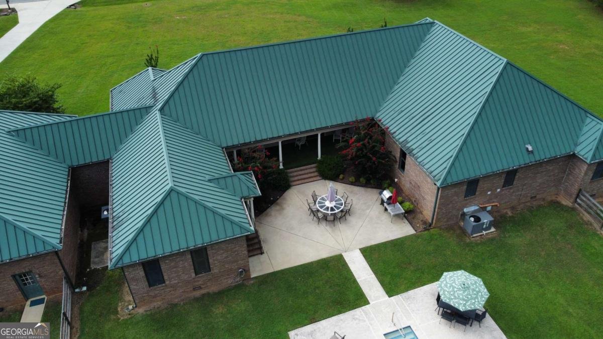 2415 Elko Road Elko - 69