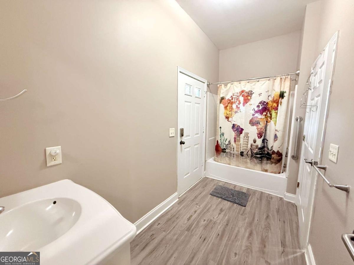 2415 Elko Road Elko - 7