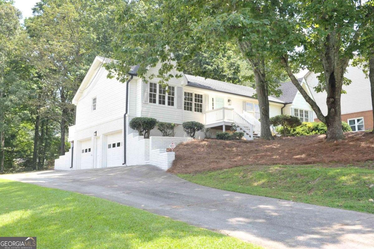 2312 Westridge Drive Snellville - 2