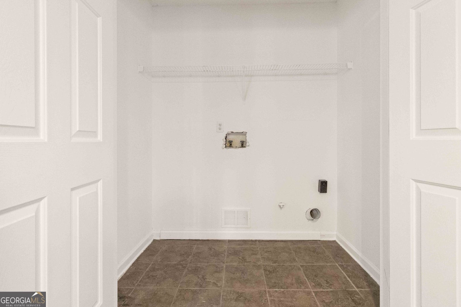 3878 Riverview Chase Bluff Ellenwood - 9