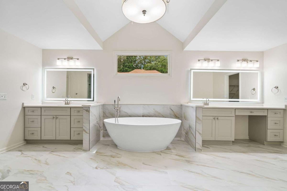 217 Heritage Town Parkway Canton - 45