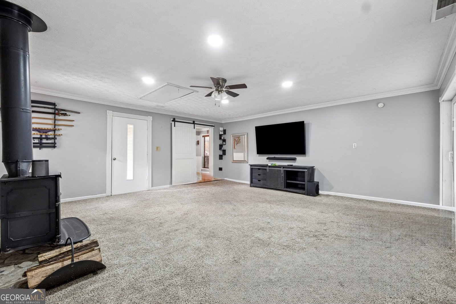 345 VINEYARD Drive Marietta - 4