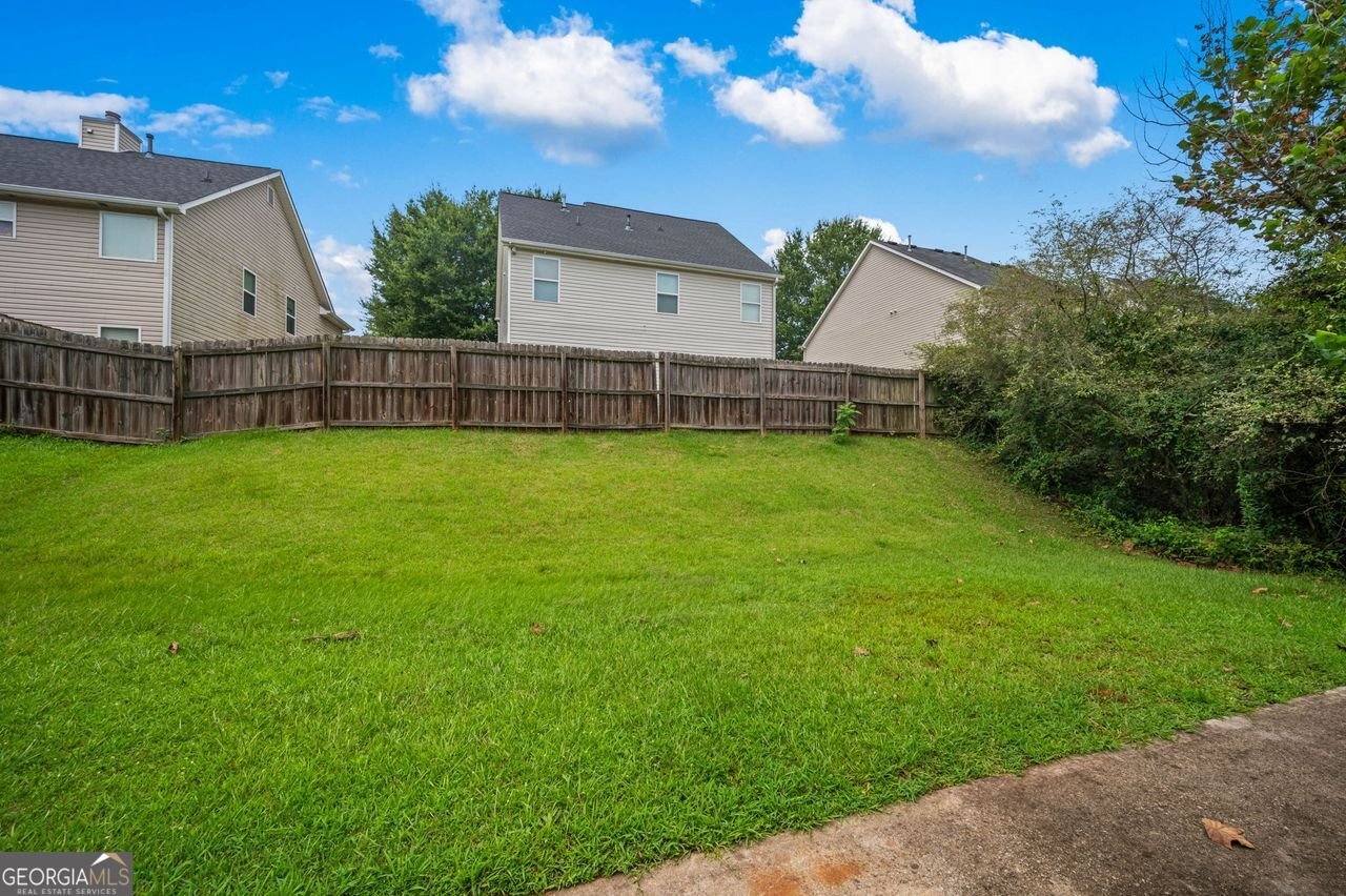 8133 Brookbend Drive Douglasville - 21
