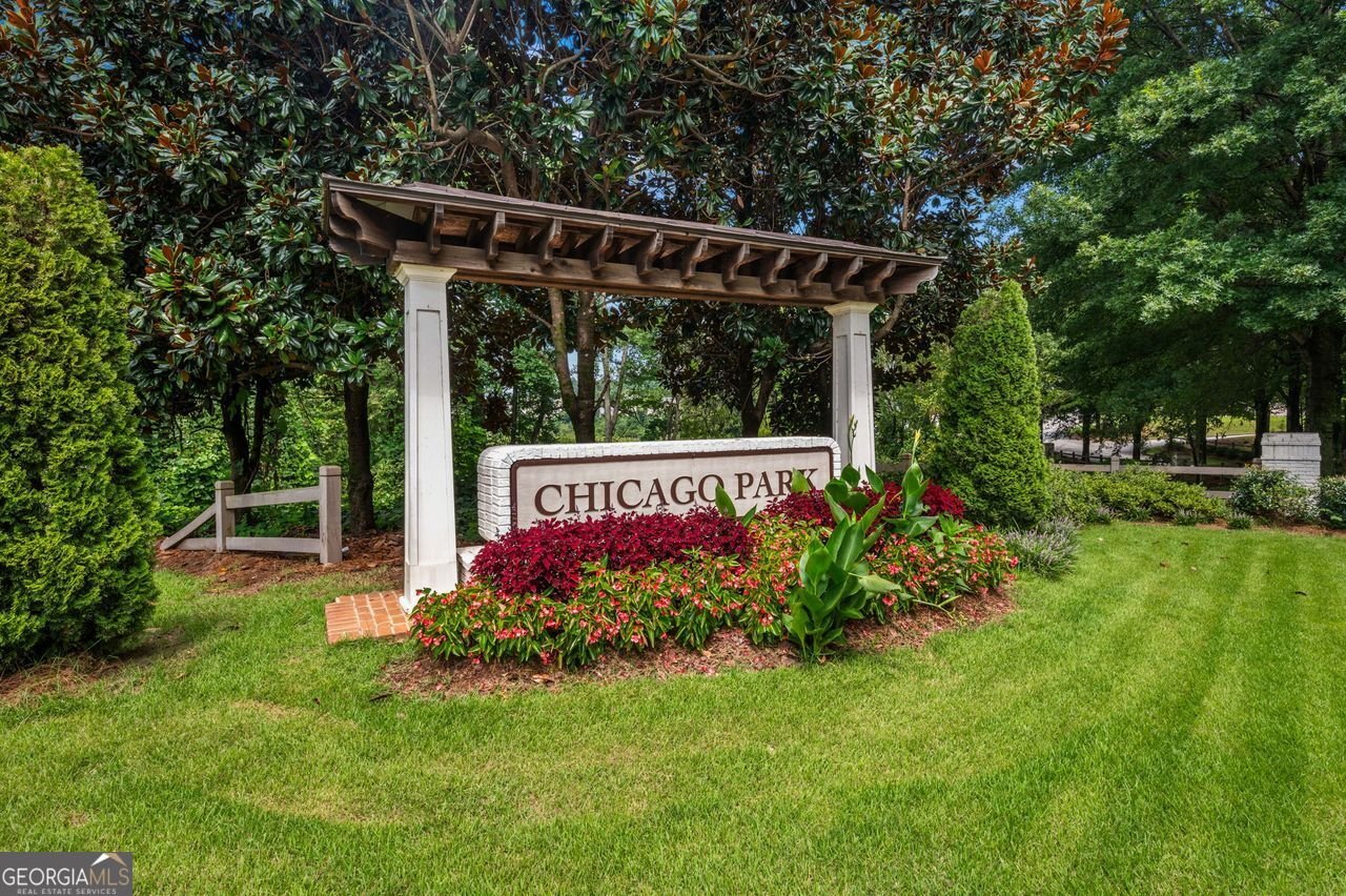 8133 Brookbend Drive Douglasville - 23