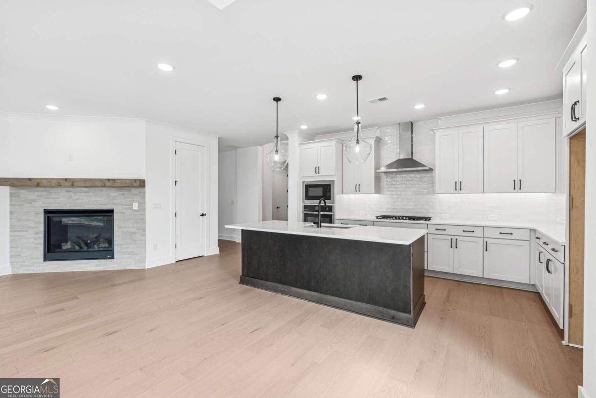 2044 Ripple Park Bend Canton - 26
