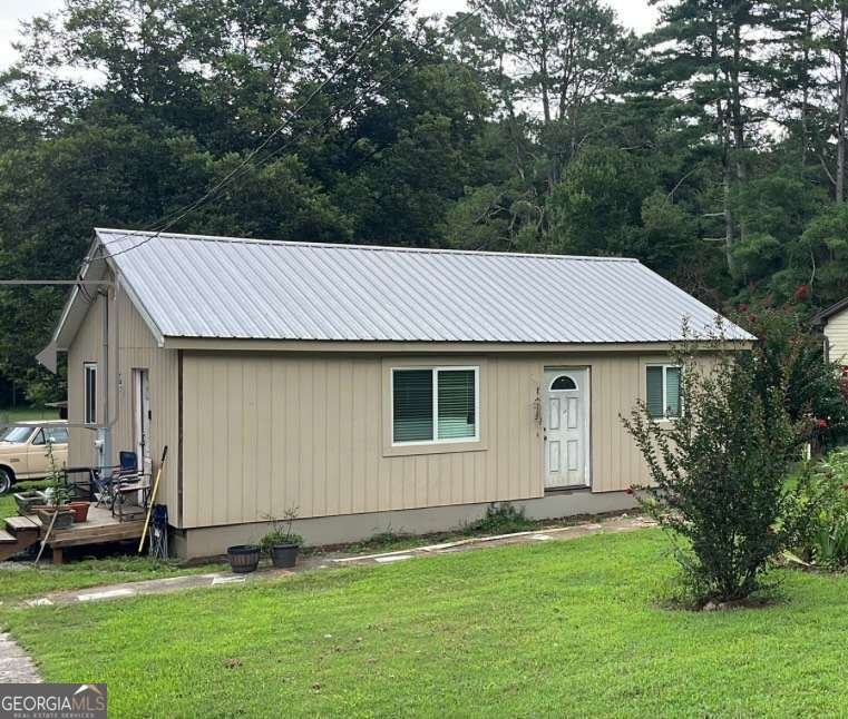 169 Reeceburg Road Silver Creek - 1