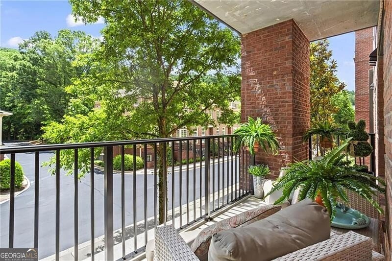 200 River Vista Drive Sandy Springs - 15