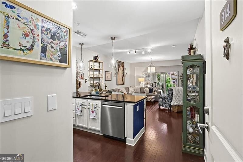 200 River Vista Drive Sandy Springs - 2