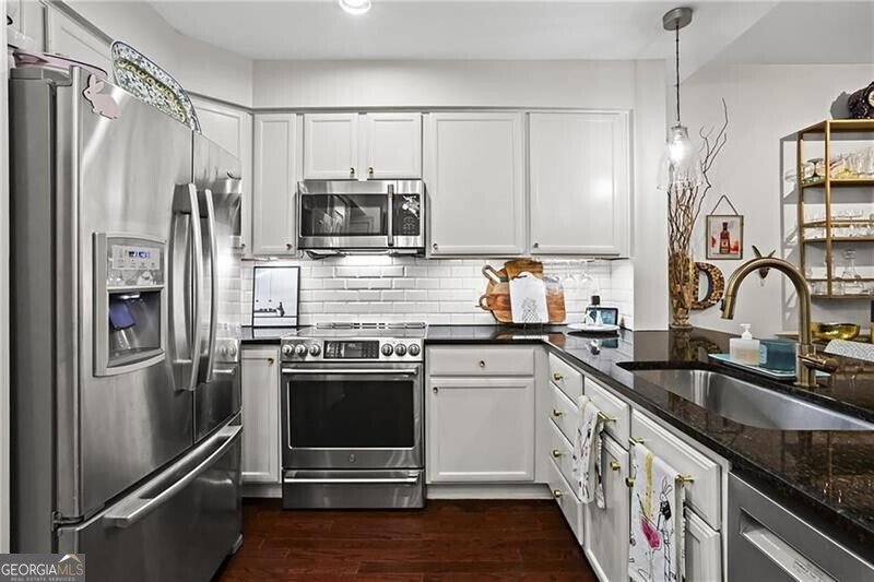 200 River Vista Drive Sandy Springs - 4