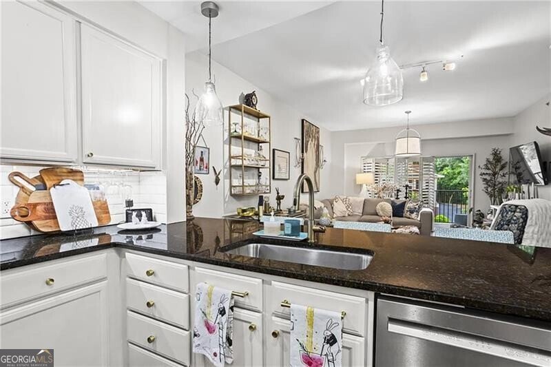 200 River Vista Drive Sandy Springs - 5