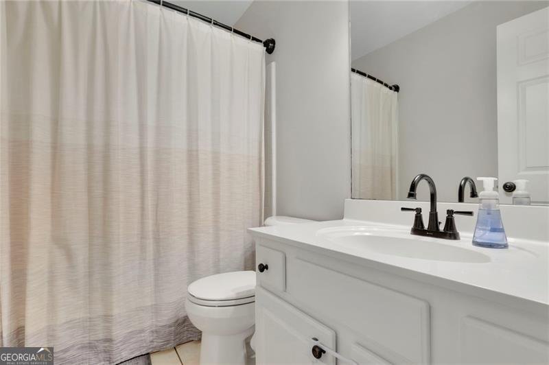 142 Wallnut Hall Circle Woodstock - 1