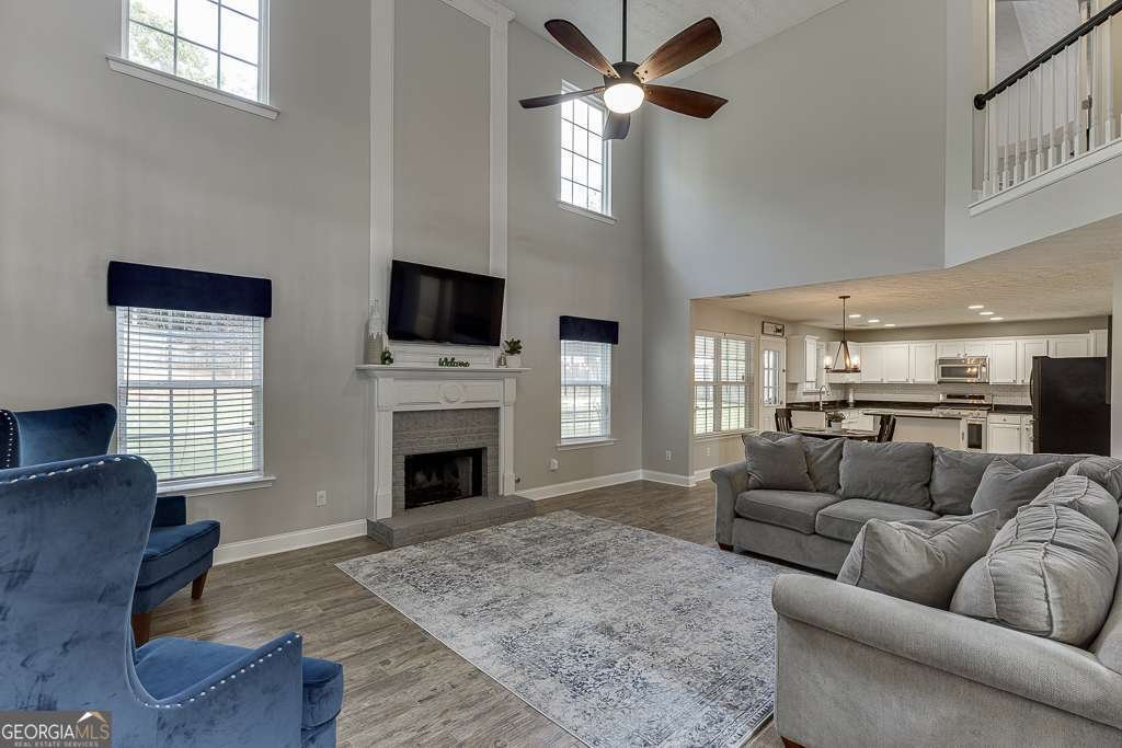 709 Roxholly Lane Buford - 9