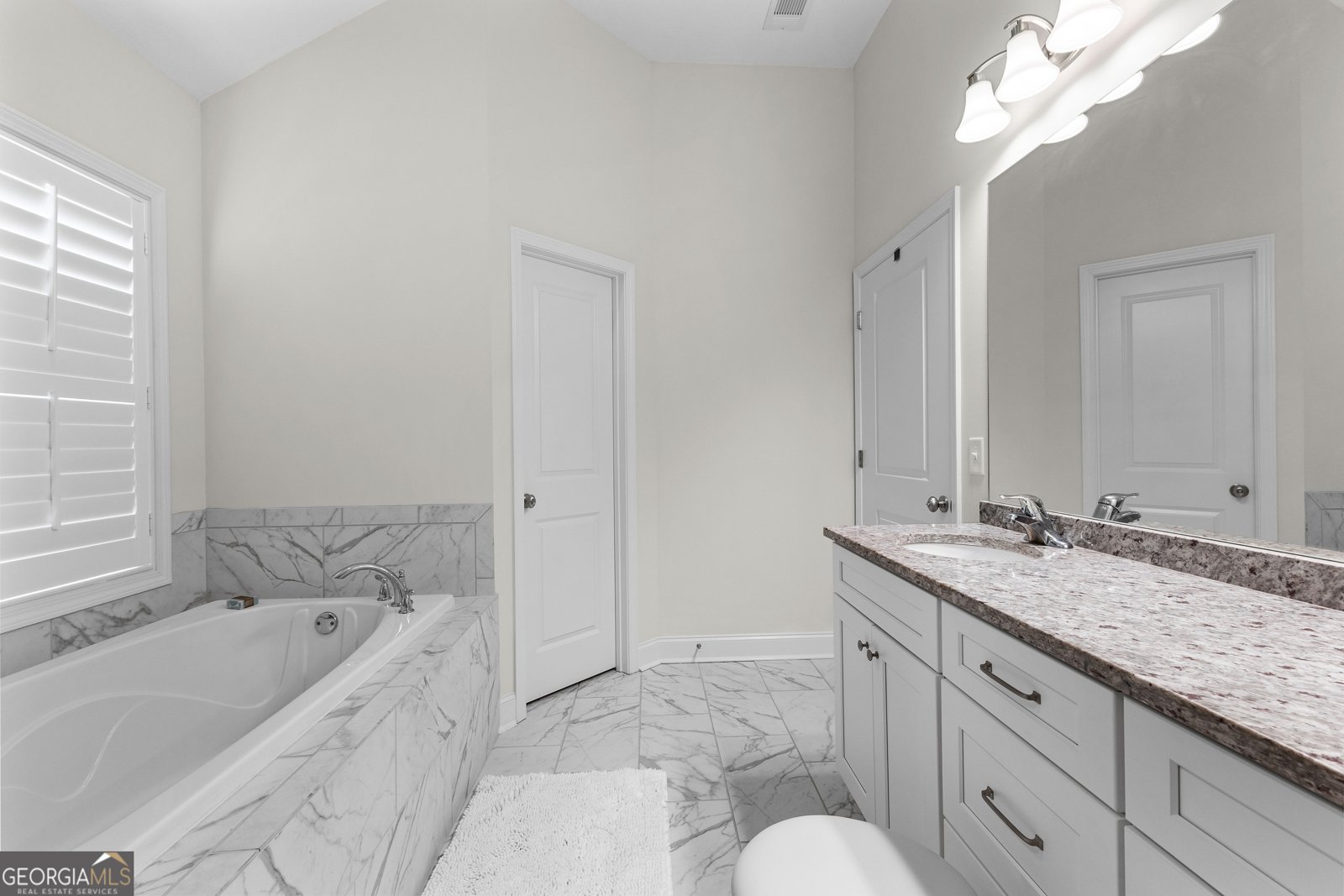 557 Lago Court Lagrange - 15