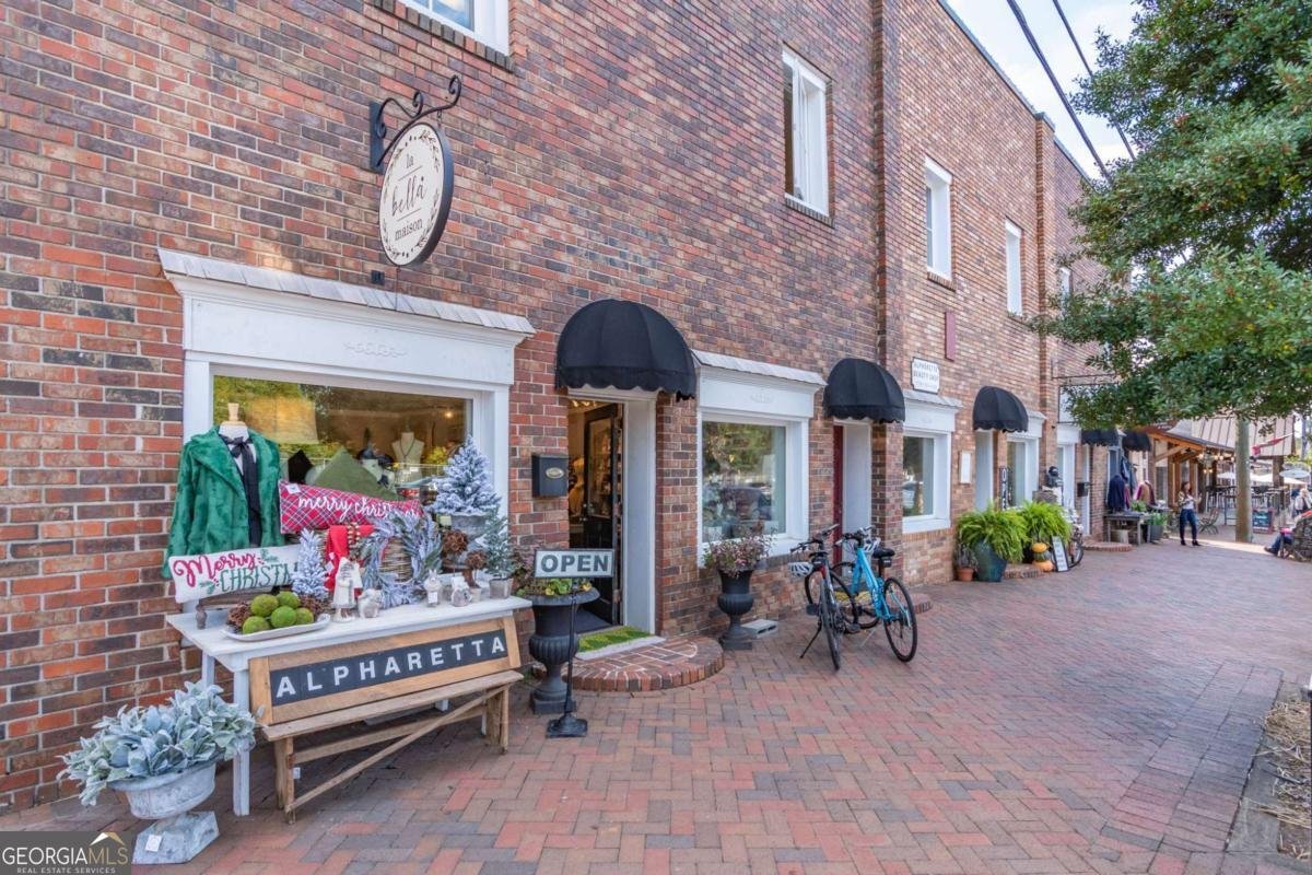 1102 Pine Grove Drive Alpharetta - 42