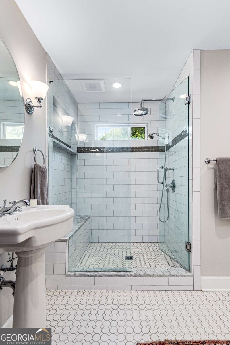 1076 Lanier Boulevard Atlanta - 2